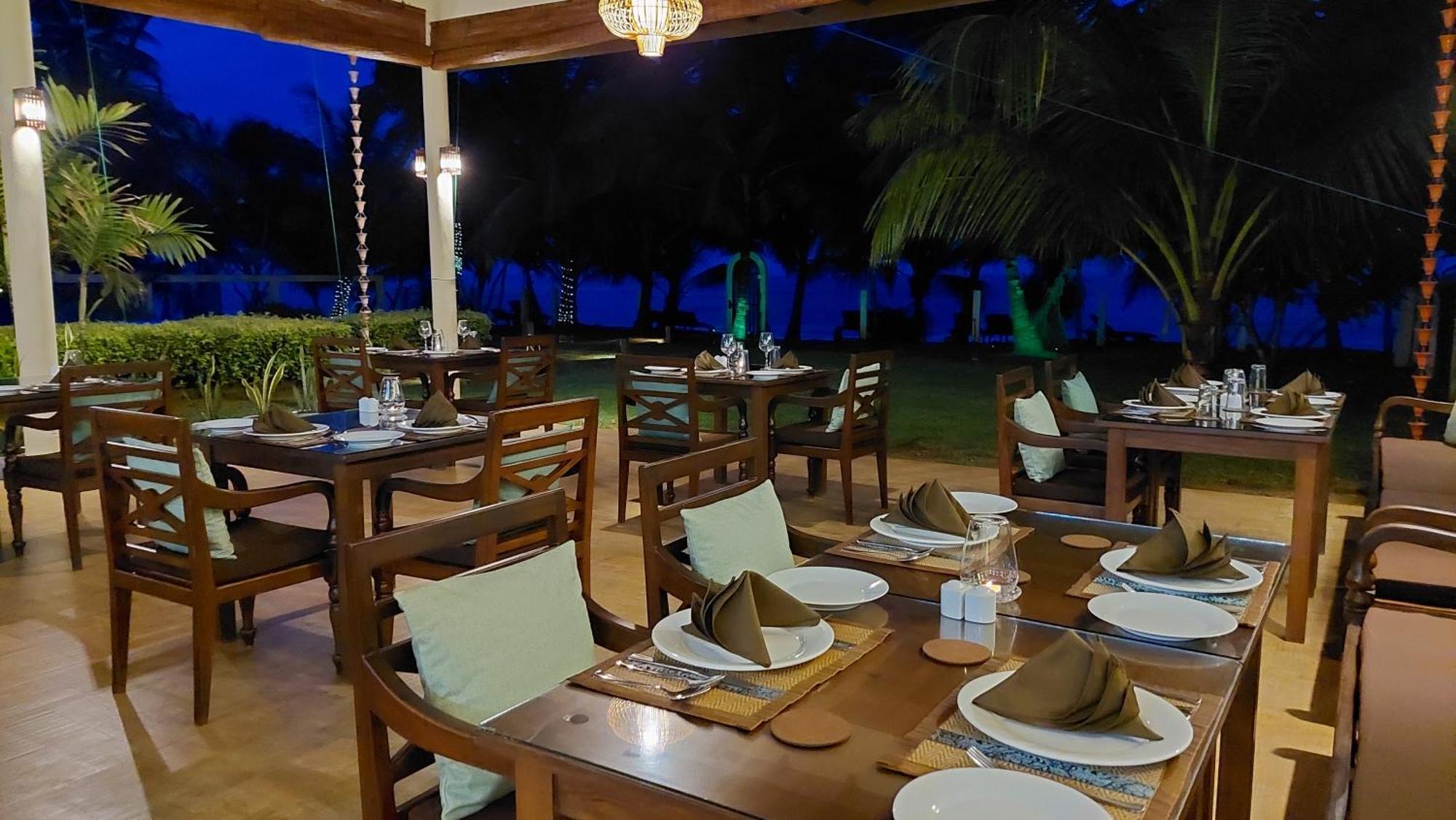 Lanka Beach Villa Rekawa Exteriör bild